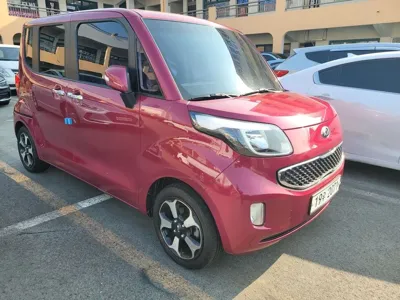 Kia Ray 2013, 90990 км, за 4493.06 USD