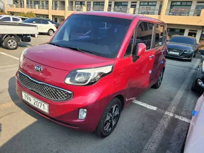 Kia Ray 2013, 90990 км, за 4493.06 USD