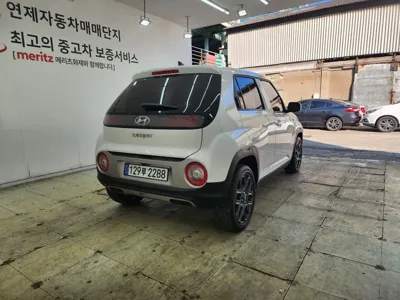 Hyundai Casper 2022, 101025 км, за 8259 USD