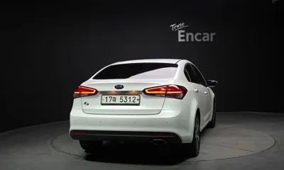 Kia K3 2018, 77923 км, за 6492.33 USD