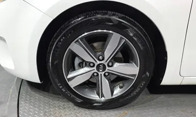 Kia K3 2018, 77923 км, за 6492.33 USD