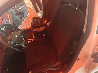 Toyota Yaris L 2016, 78800 км, за 4325.99 USD - фото 12
