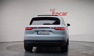 Porsche Cayenne 2023, 32204 км, за 68062.12 USD - фото 4