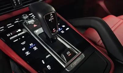 Porsche Cayenne 2023, 32204 км, за 68062.12 USD - фото 9