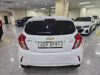 ChevroletGMDaewoo Spark 2017, 52160 км, за 2487.86 USD