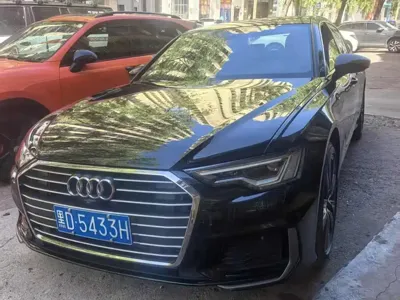 Audi A6L · 2022 год