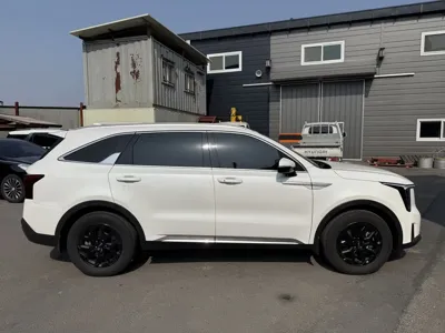 Kia Sorento 2024, 127000 км, за 32451.4 USD