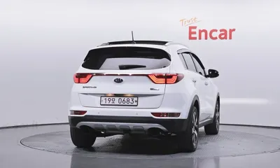 Kia Sportage 2016, 126961 км, за 7488.44 USD