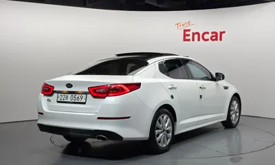 Kia K5 2015, 78580 км, за 5281.6 USD
