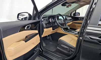 Kia Canival 2023, 65514 км, за 14970.37 USD - фото 10