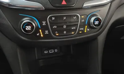 ChevroletGMDaewoo Equinox 2020, 90054 км, за 7345.77 USD - фото 18