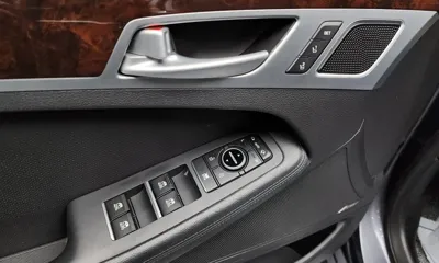 Hyundai Genesis 2015, 197444 км, за 5133.8 USD - фото 13