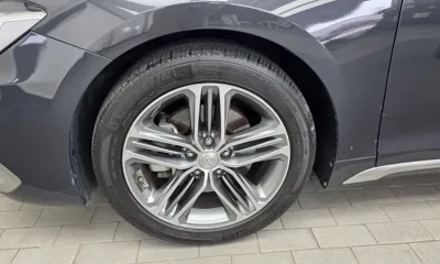 Hyundai Grandeur 2017, 51890 км, за 10093.11 USD