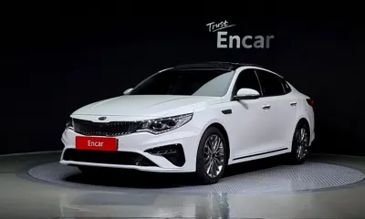 Kia K5 · 2020 год