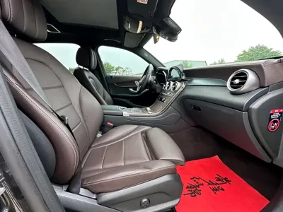 Mercedes-Benz GLC 2022, 58000 км, за 29399.08 USD - фото 7