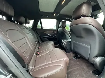 Mercedes-Benz GLC 2022, 58000 км, за 29399.08 USD - фото 8