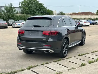 Mercedes-Benz GLC 2022, 58000 км, за 29399.08 USD - фото 9
