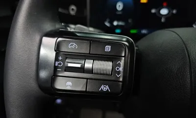 Hyundai Grandeur 2023, 37423 км, за 23902.29 USD - фото 20