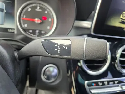 Mercedes-Benz GLC-Class 2018, 64376 км, за 19198.66 USD - фото 9