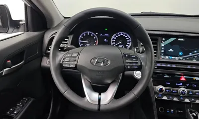 Hyundai Avante 2020, 12441 км, за 10125.67 USD - фото 14