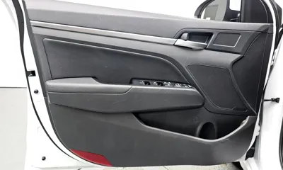 Hyundai Avante 2020, 12441 км, за 10125.67 USD - фото 24