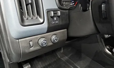 ChevroletGMDaewoo Colorado 2022, 15653 км, за 20101.5 USD - фото 15