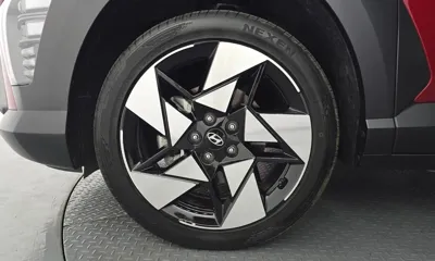 Hyundai Kona 2025, 38071 км, за 16783.78 USD