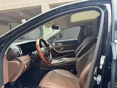 Mercedes-Benz E-Class 2019, 160000 км, за 23366.23 USD