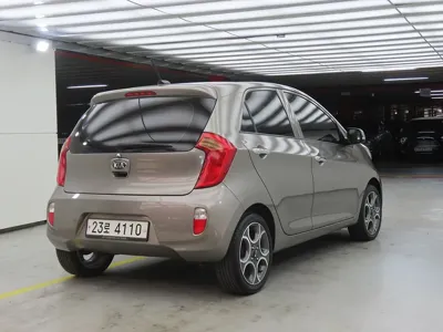Kia Morning 2014, 62819 км, за 3444.68 USD