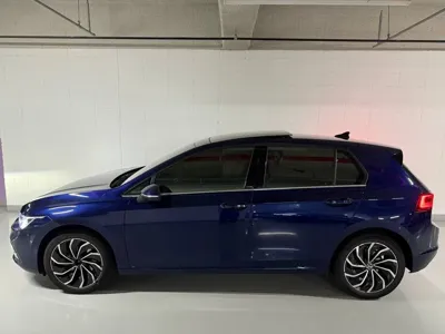 Volkswagen Golf 2022, 19900 км, за 12685.41 USD