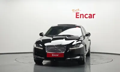 Jaguar XF 2015, 134518 км, за 3640.38 USD