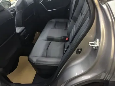Toyota RAV4 2020, 77600 км, за 16185.68 USD - фото 17