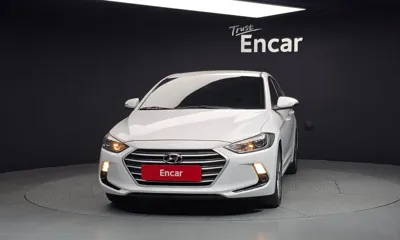 Hyundai Avante 2018, 102188 км, за 5288.21 USD