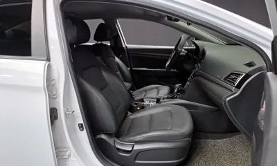 Hyundai Avante 2018, 102188 км, за 5288.21 USD - фото 10