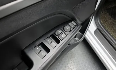 Hyundai Avante 2018, 102188 км, за 5288.21 USD - фото 17