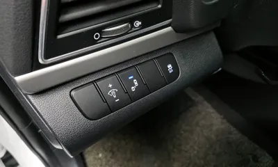 Hyundai Avante 2018, 102188 км, за 5288.21 USD - фото 19