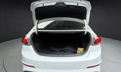 Hyundai Avante 2018, 102188 км, за 5288.21 USD - фото 20