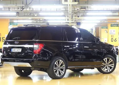 Ford Expedition 2021, 47000 км, за 27152.3 USD