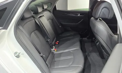 Hyundai Sonata 2015, 23480 км, за 8527.24 USD - фото 11