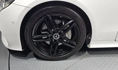 Mercedes-Benz E-Class 2019, 63225 км, за 33088.46 USD