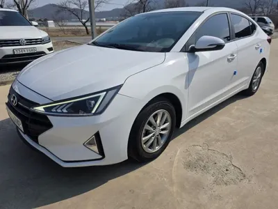 Hyundai Avante 2019, 104995 км, за 7285.98 USD