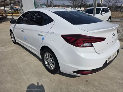 Hyundai Avante 2019, 104995 км, за 7285.98 USD