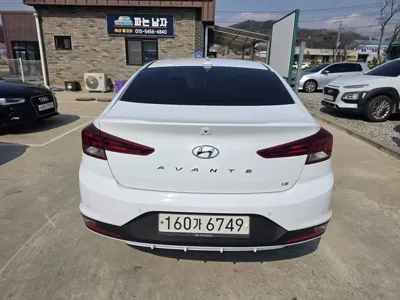 Hyundai Avante 2019, 104995 км, за 7285.98 USD - фото 6