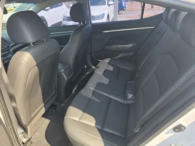 Hyundai Avante 2019, 104995 км, за 7285.98 USD - фото 14
