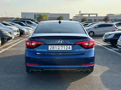 Hyundai Sonata 2016, 115858 км, за 6761.19 USD