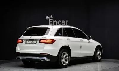 Mercedes-Benz GLC-Class 2016, 80971 км, за 12871.35 USD - фото 2