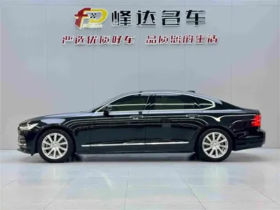 Volvo S90 2020, 131000 км, за 15759.32 USD