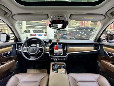 Volvo S90 2020, 131000 км, за 15759.32 USD - фото 8