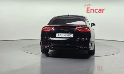 Kia Stinger 2018, 107457 км, за 7529.09 USD
