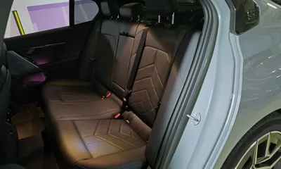 BMW 5-Series 2025, 8226 км, за 47860.89 USD - фото 7
